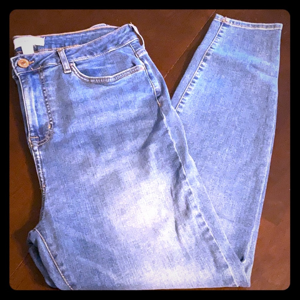 NWOT Forever 21+ Jean jeggins